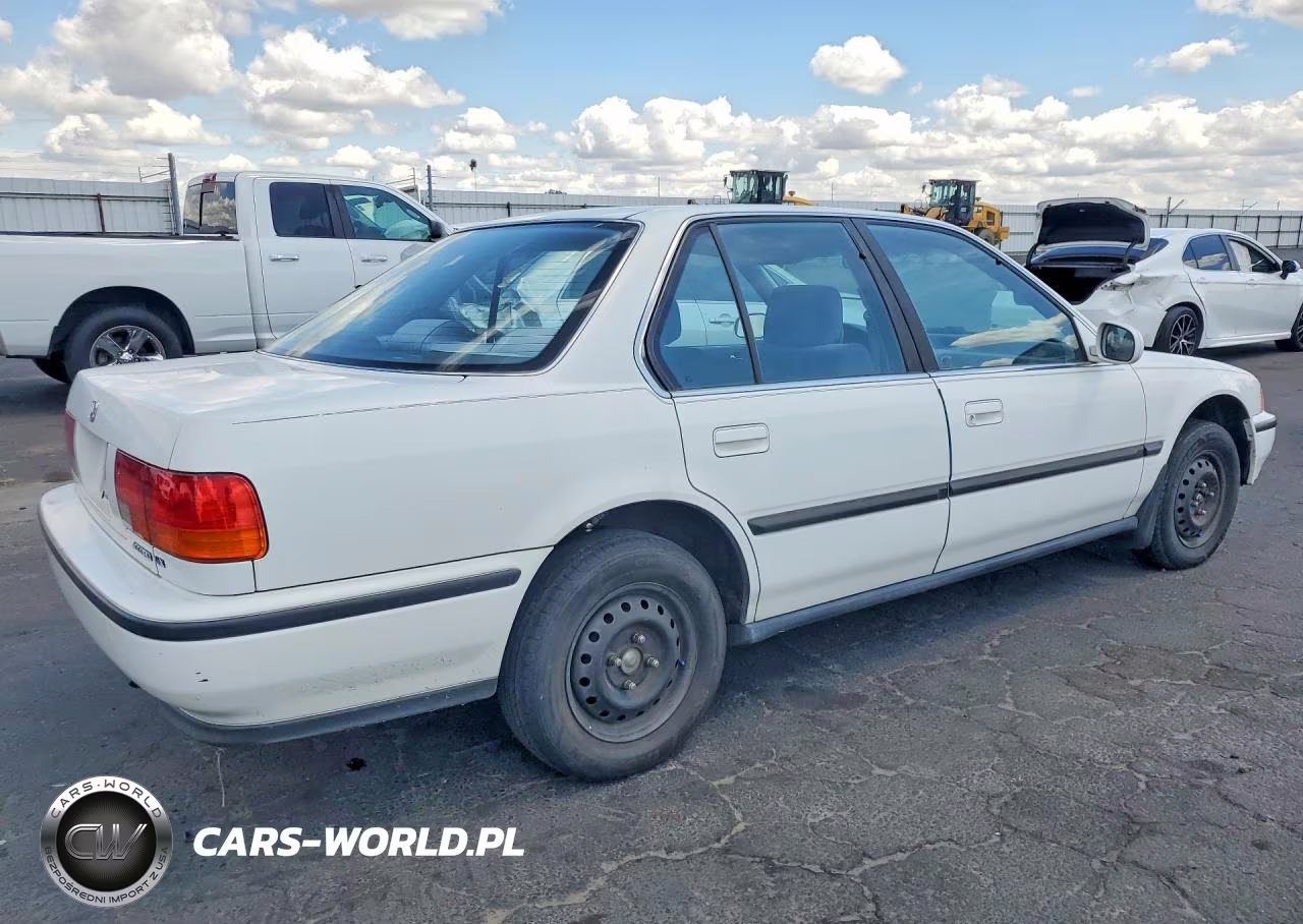 1993 Honda Accord Lx VIN:JHMCB7657PC007974 - 3