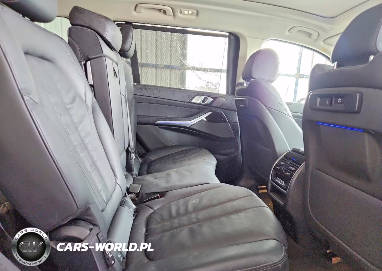 2020 BMW X7 xDrive40I VIN:5UXCW2C0XL9B07254 - 11