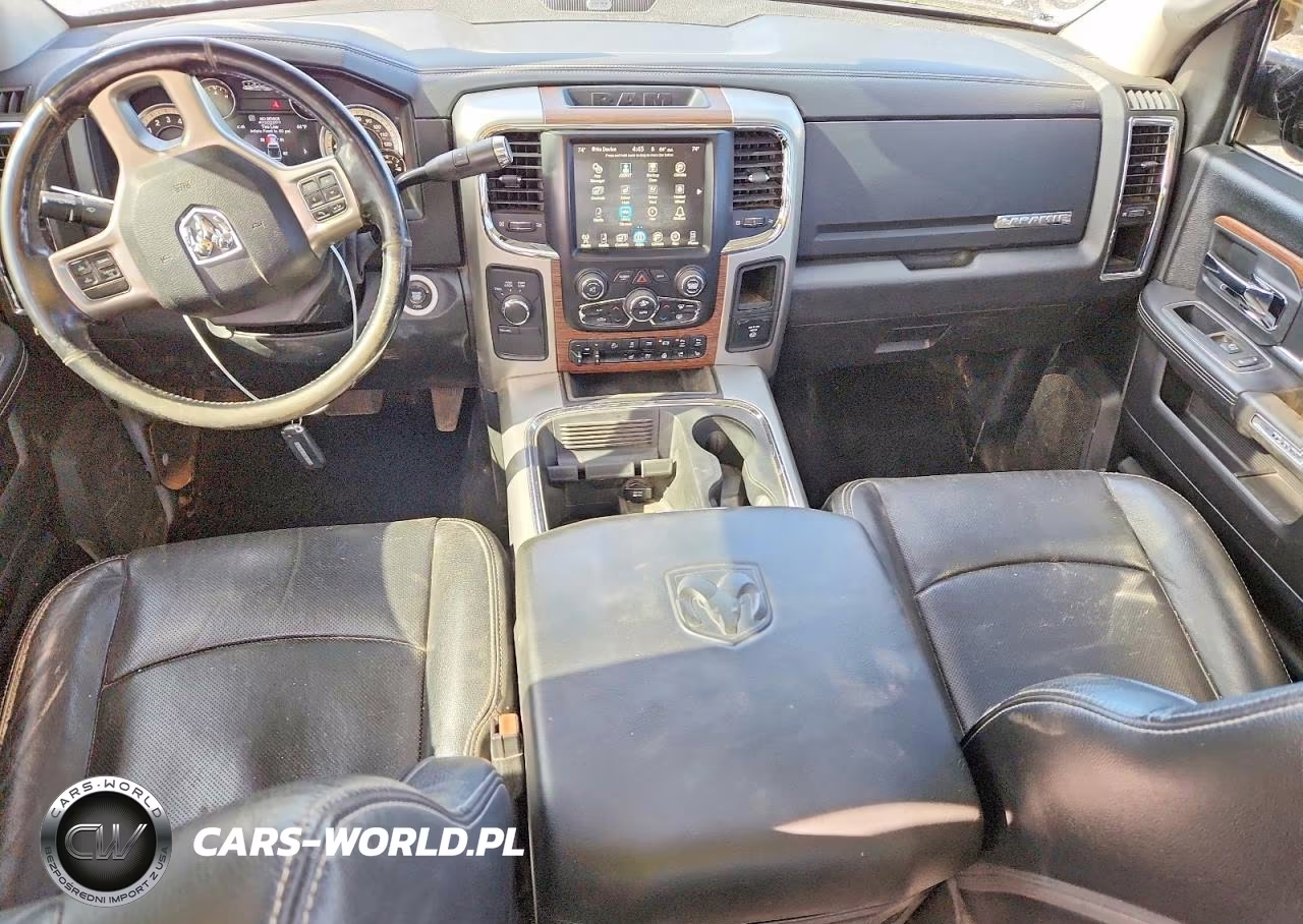 2017 Ram 2500 Laramie VIN:3C6UR5FL8HG716343 - 8