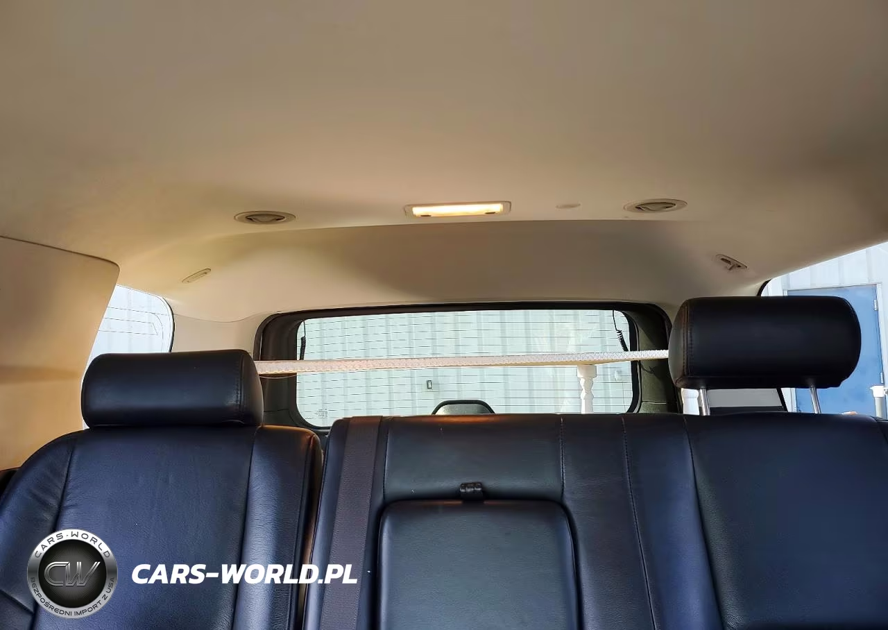 2010 Chevrolet Tahoe C1500 Ls VIN:1GNUCAE00AR114544 - 10