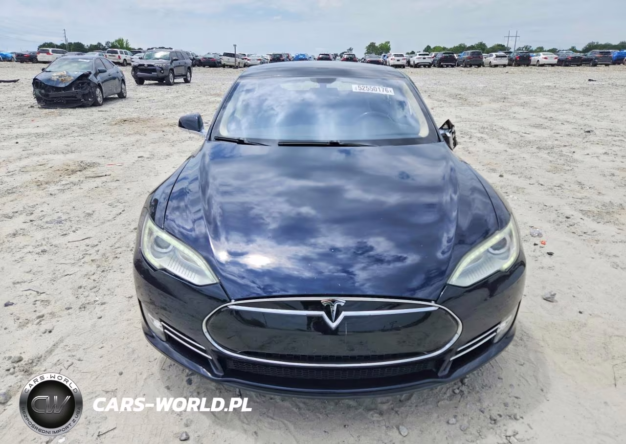 2014 Tesla Model S VIN:5YJSA1H19EFP48893 - 5