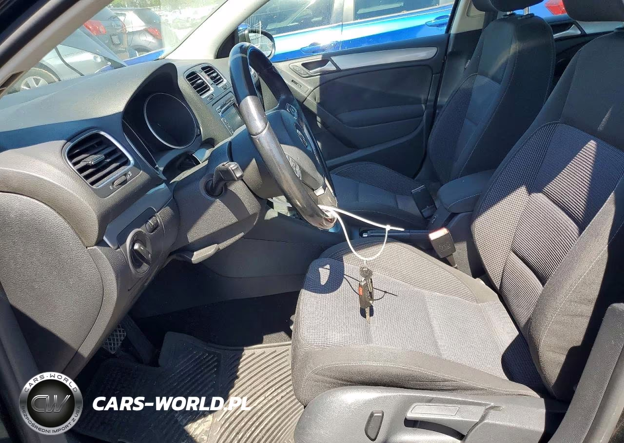 2014 Volkswagen Golf VIN:WVWDB7AJ7EW010136 - 7