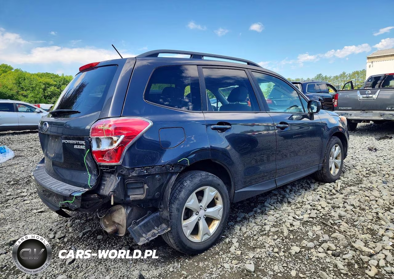 2015 Subaru Forester 2.5I Premium VIN:JF2SJADCXFH435992 - 3