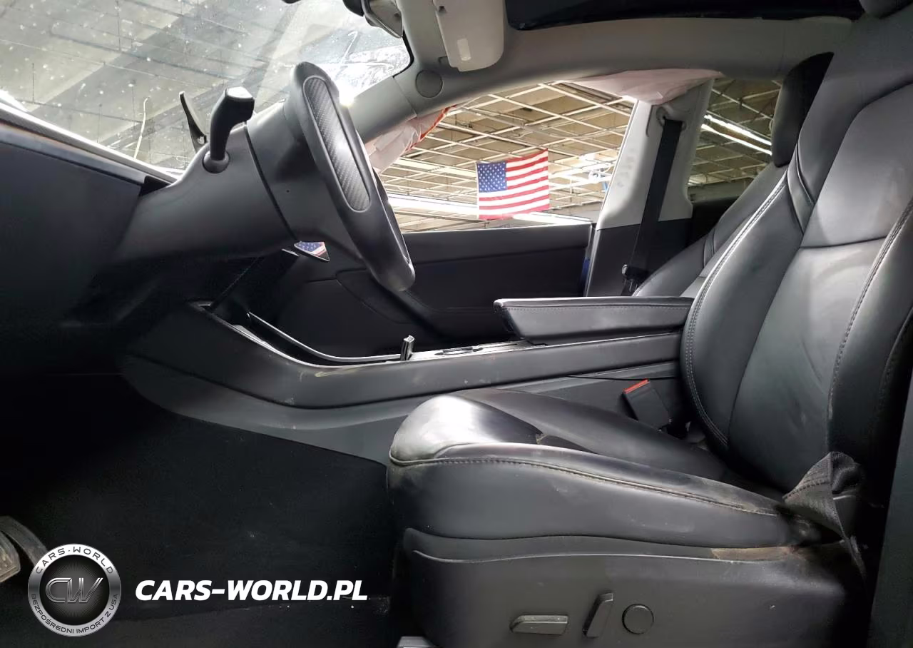 2020 Tesla Model Y VIN:5YJYGDEF8LF000563 - 7