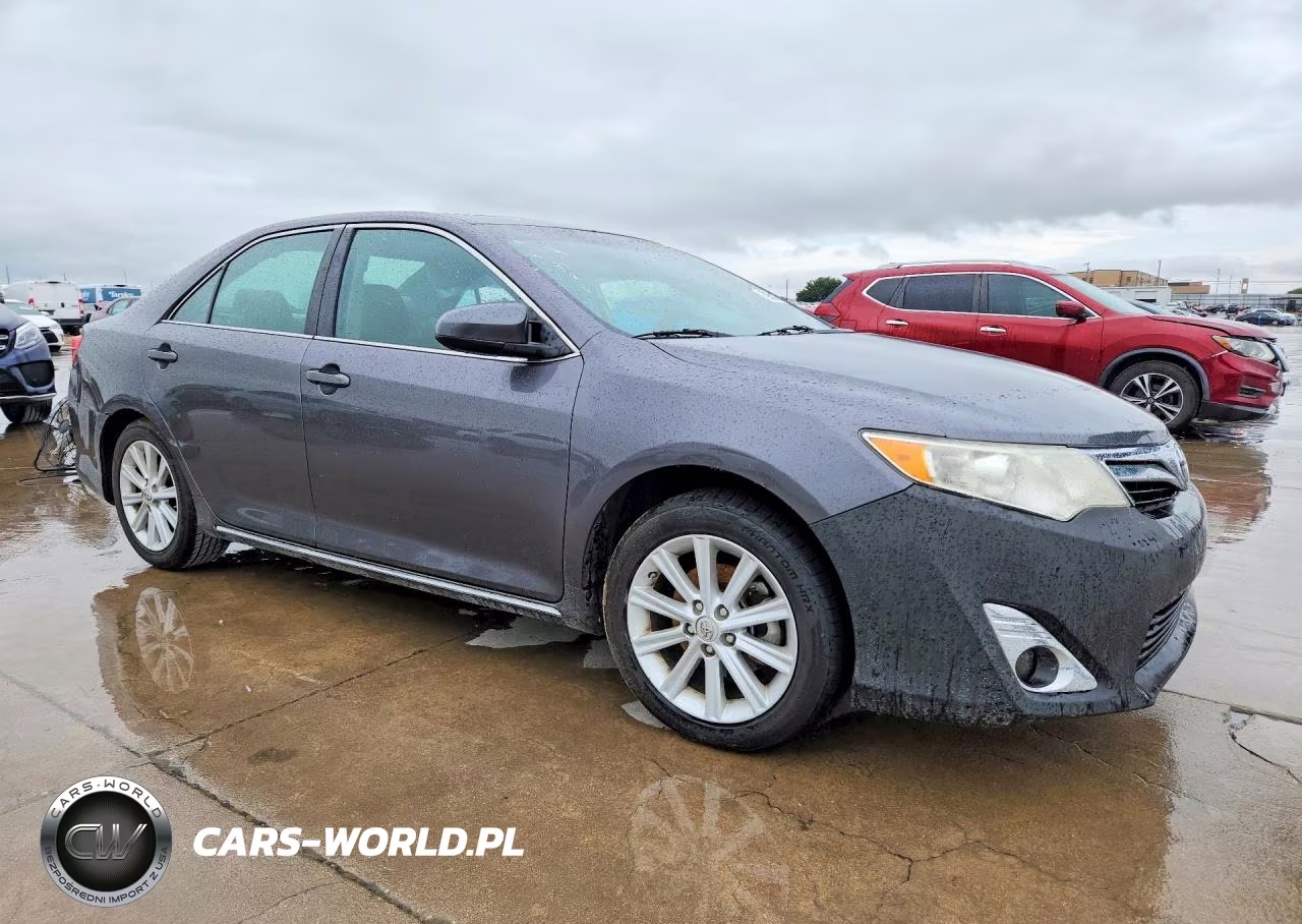 2013 Toyota Camry Xle VIN:4T4BF1FK9DR308516 - 4