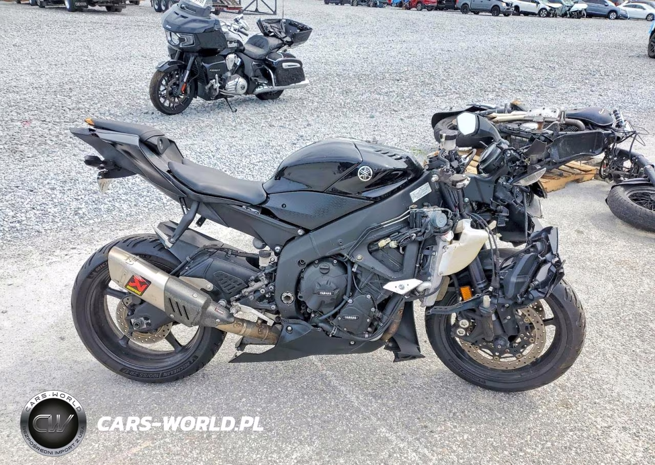 2020 Yamaha Yzfr6 – zdjęcie 1 z 8