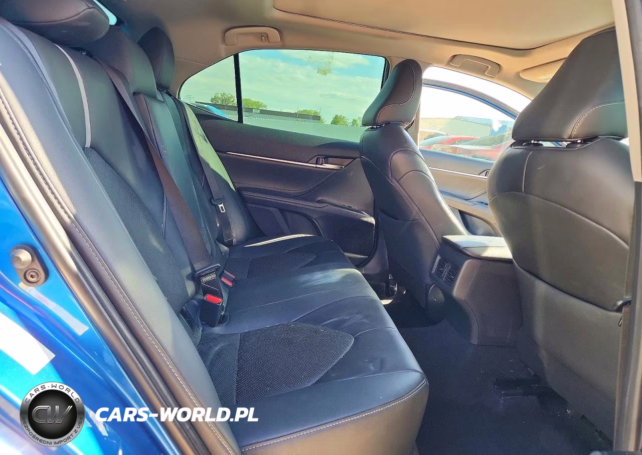 2018 Toyota Camry Xse VIN:4T1B61HK7JU151765 - 10