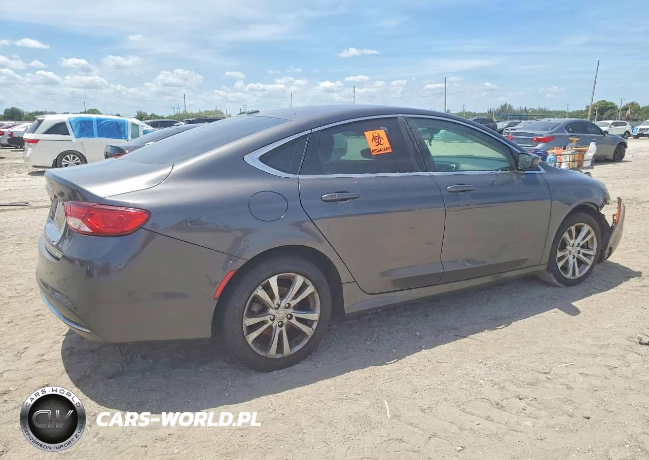 2015 Chrysler 200 Limited VIN:1C3CCCAB2FN720177 - 3