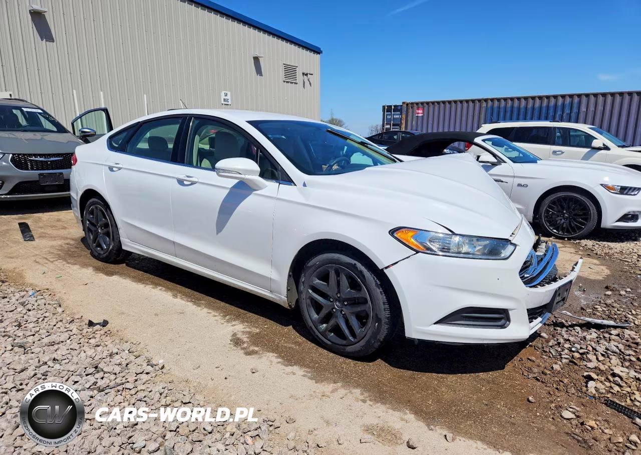 2013 Ford Fusion Se VIN:3FA6P0H72DR103147 - 4