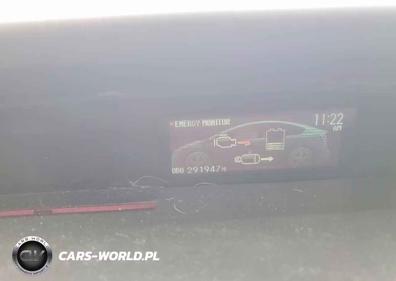 2013 Toyota Prius Two VIN:JTDKN3DU7D5560177 - 9
