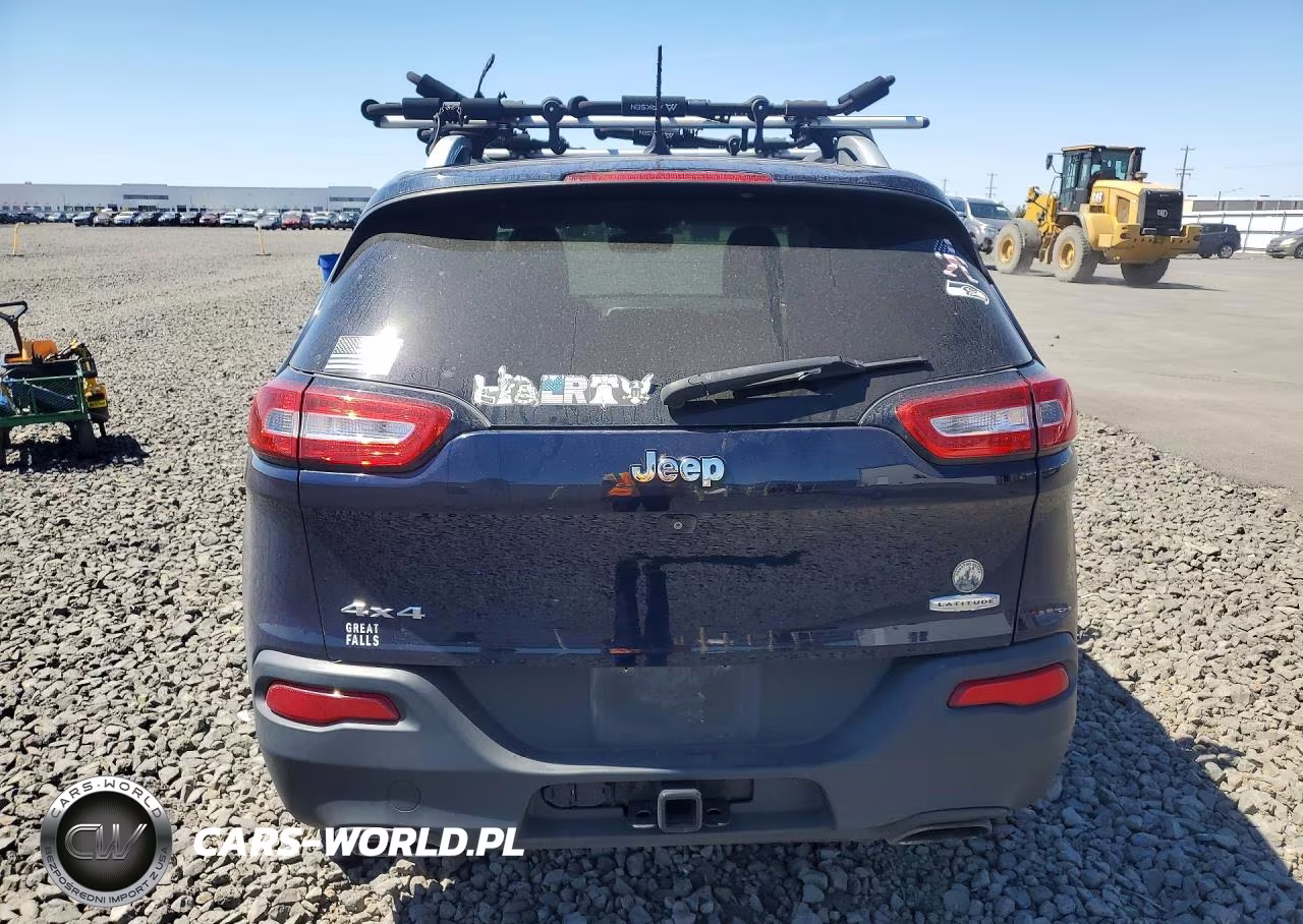 2015 Jeep Cherokee Latitude VIN:1C4PJMCS7FW619541 - 6