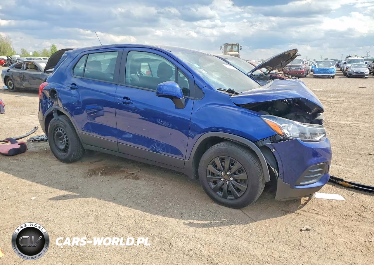 2017 Chevrolet Trax Ls VIN:3GNCJKSB9HL192884 - 4