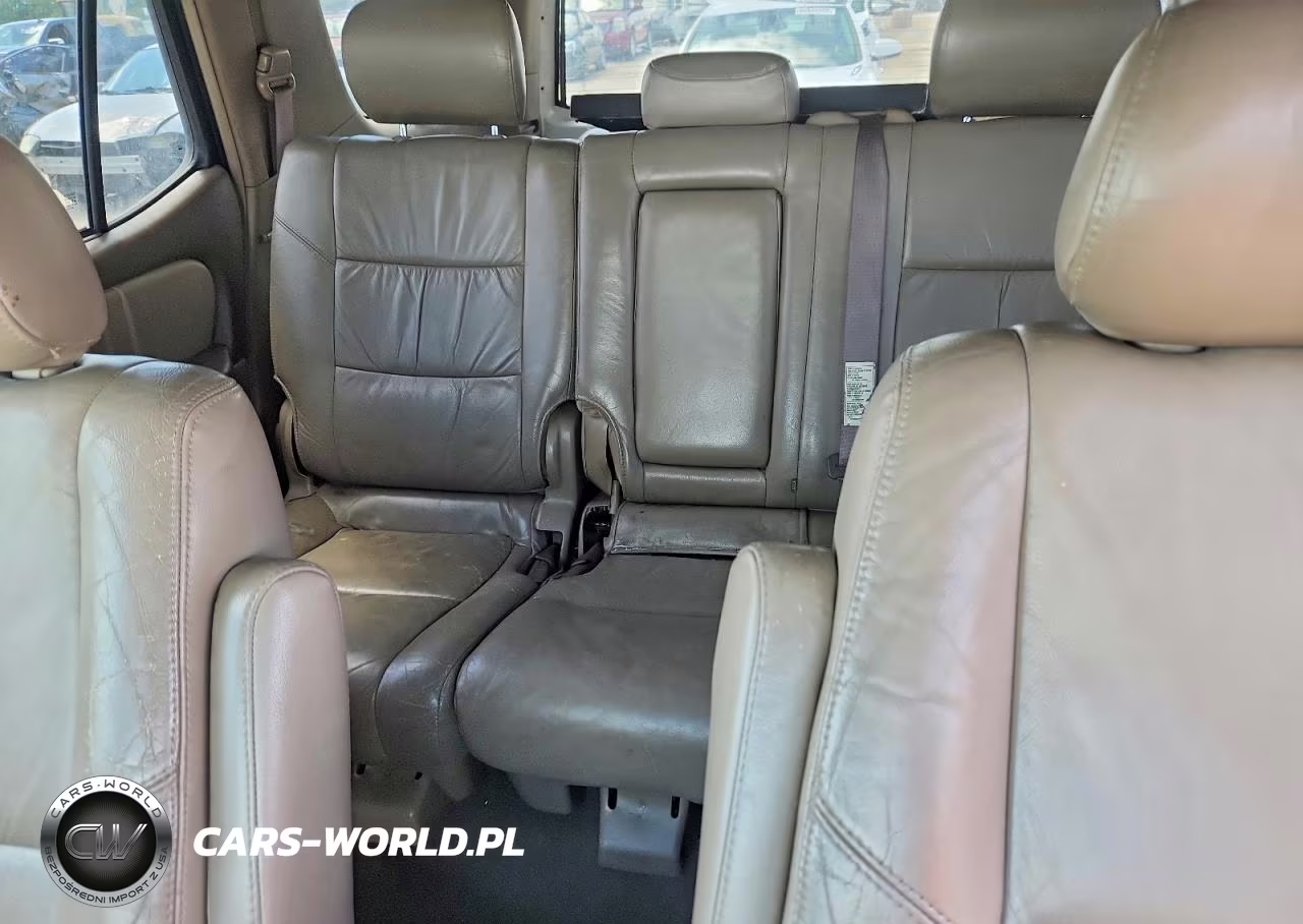 2002 Toyota Sequoia Limited VIN:5TDBT48A62S088685 - 10