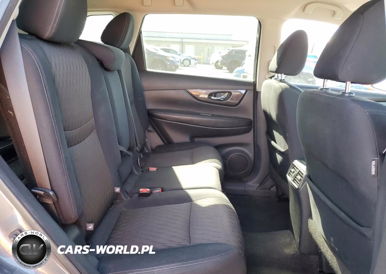 2019 Nissan Rogue S VIN:5N1AT2MT1KC769633 - 11