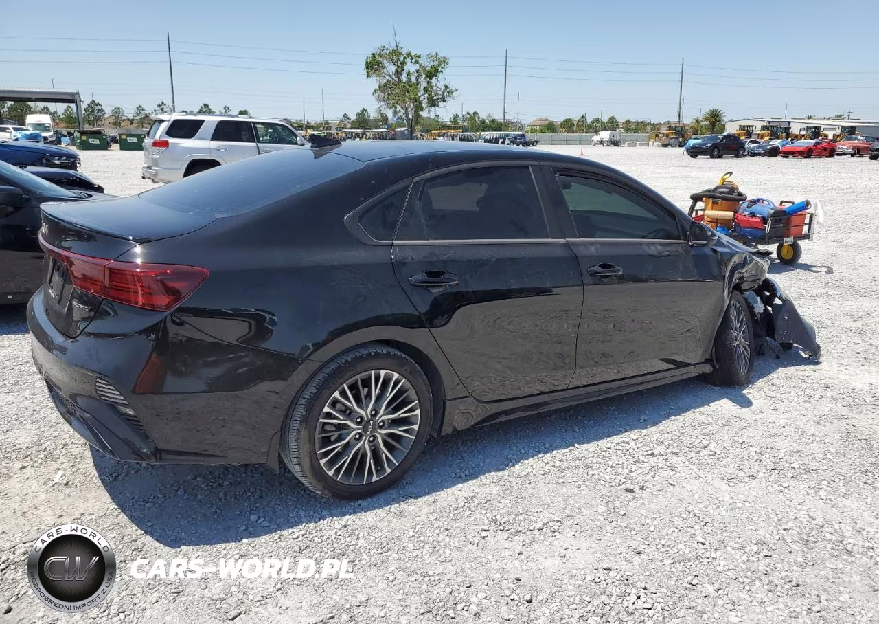 2024 Kia Forte Gt Line VIN:3KPF54AD6RE797380 - 3