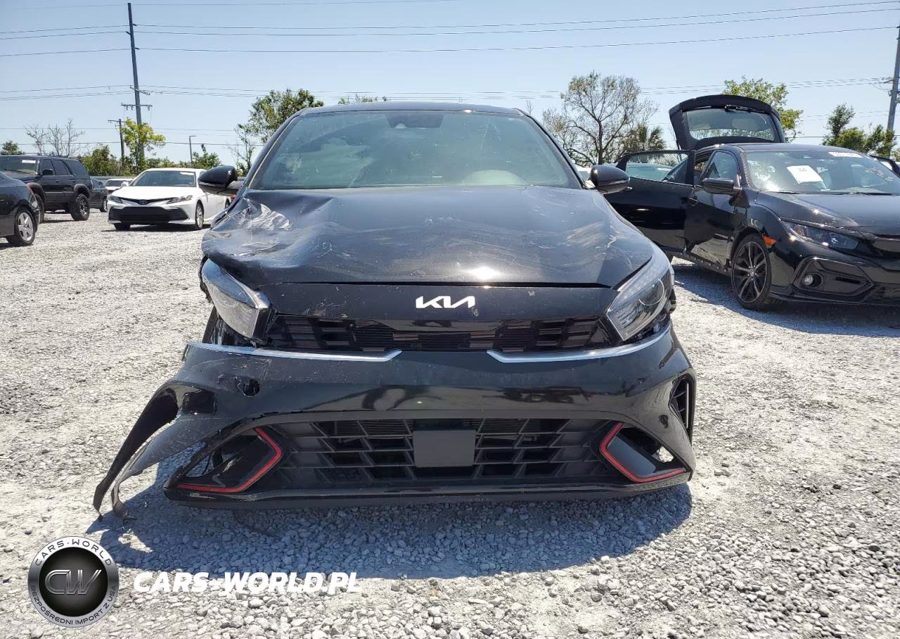 2024 Kia Forte Gt Line VIN:3KPF54AD6RE797380 - 5