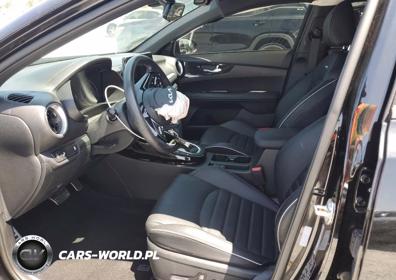 2024 Kia Forte Gt Line VIN:3KPF54AD6RE797380 - 7