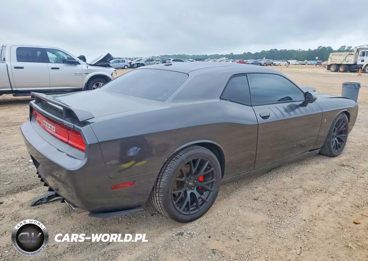 2013 Dodge Challenger R VIN:2C3CDYBT5DH586000 - 3