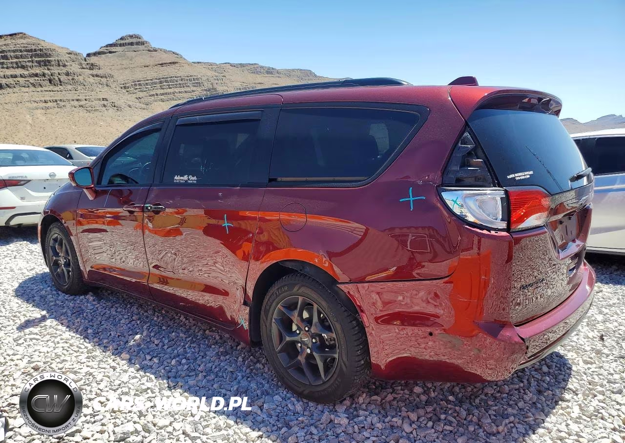 2020 Chrysler Pacifica Touring L VIN:2C4RC1BG1LR110208 - 2