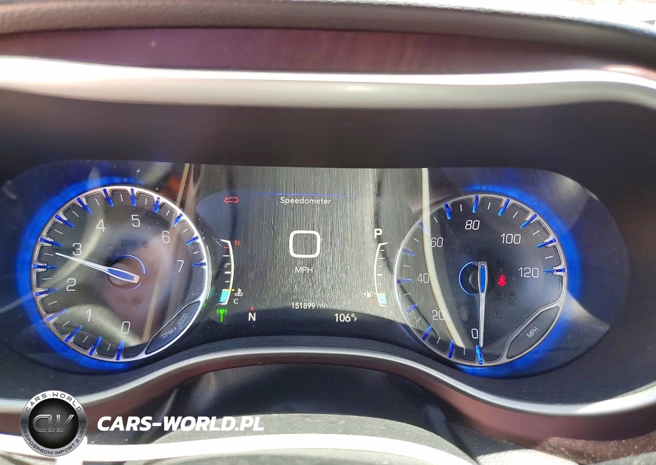 2020 Chrysler Pacifica Touring L VIN:2C4RC1BG1LR110208 - 9
