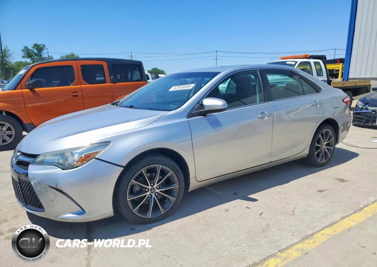 2015 Toyota Camry Xse – zdjęcie 1 z 12