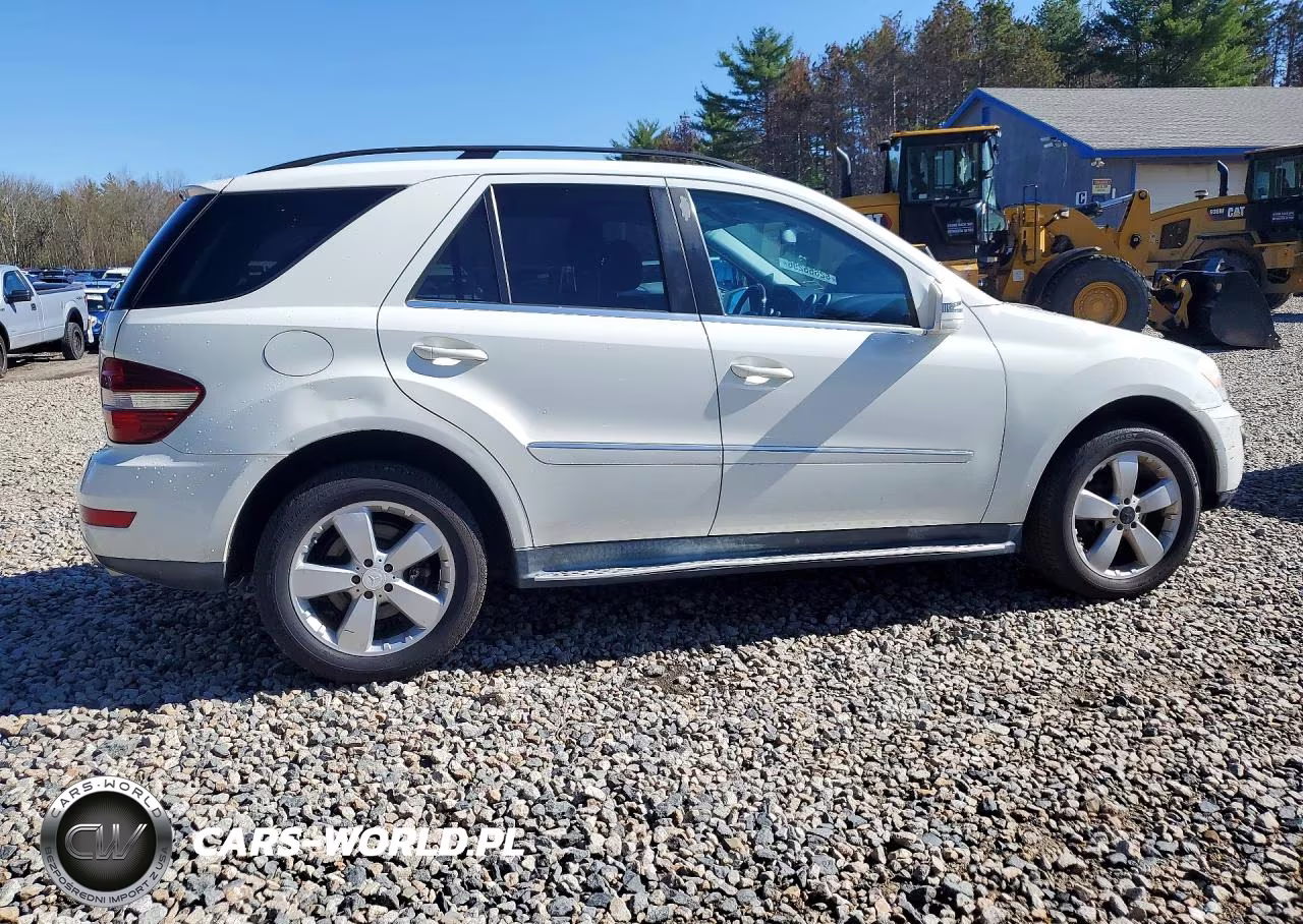 2011 Mercedes-Benz Ml 350 4Matic VIN:4JGBB8GB3BA624831 - 3
