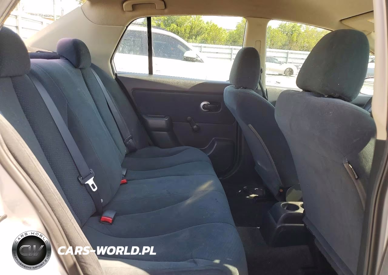 2010 Nissan Versa 1.8 S VIN:3N1BC1APXAL416047 - 10