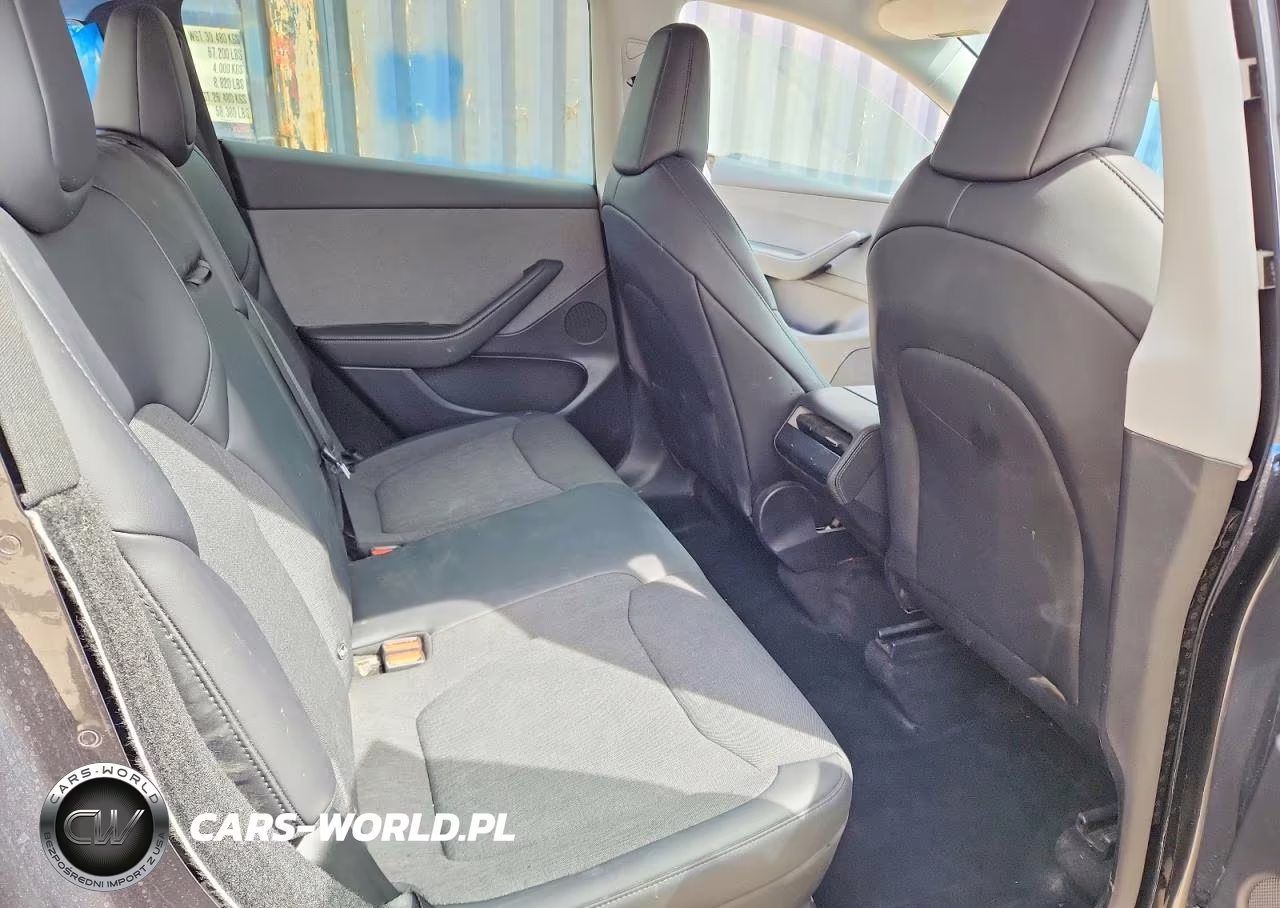 2026 Tesla Model Y VIN:7SAYGDED8TA597471 - 10
