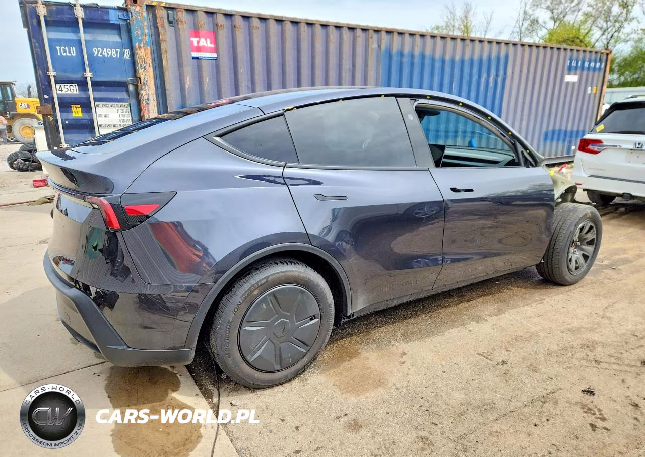 2026 Tesla Model Y VIN:7SAYGDED8TA597471 - 3