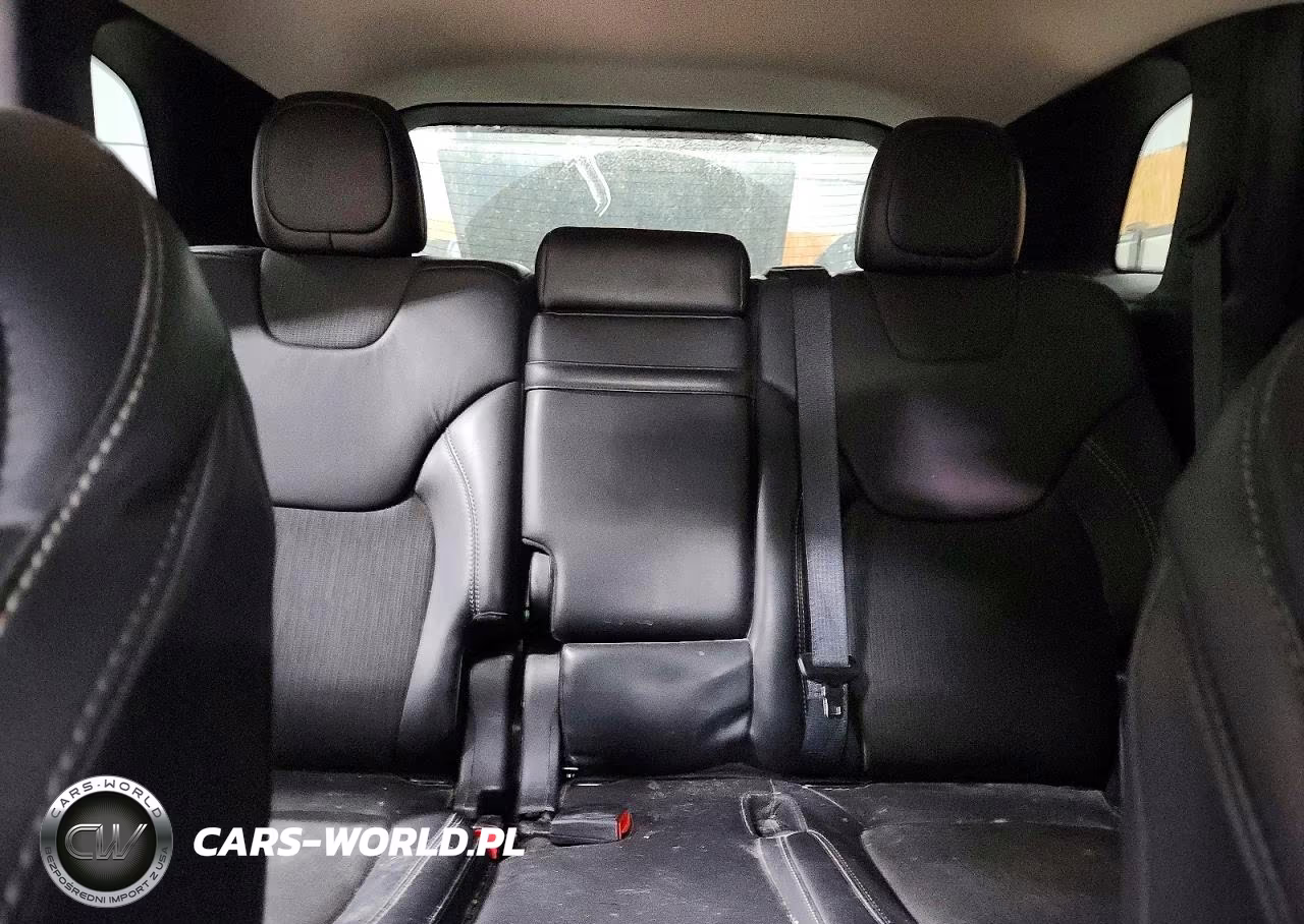 2018 Jeep Cherokee Latitude Plus VIN:1C4PJMLX8JD571810 - 10