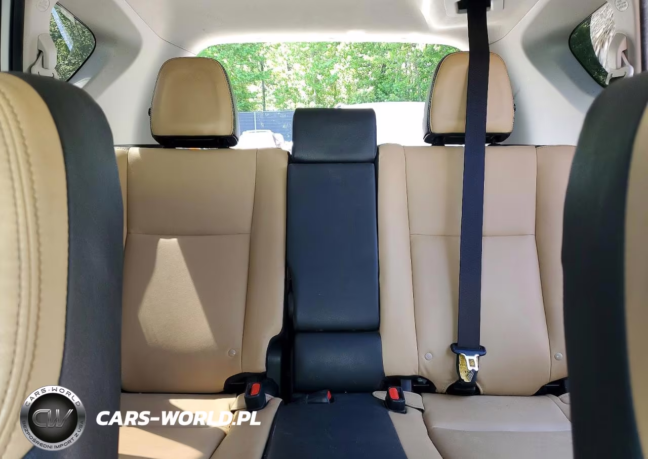 2018 Toyota Rav4 Limited VIN:JTMDFREV8JJ255645 - 10