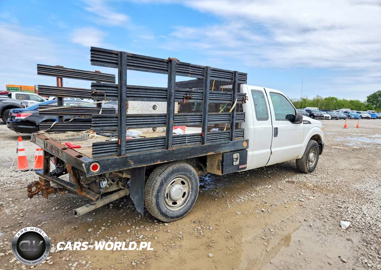 2011 Ford F250 Super Duty VIN:1FD7X2A65BEA75867 - 3