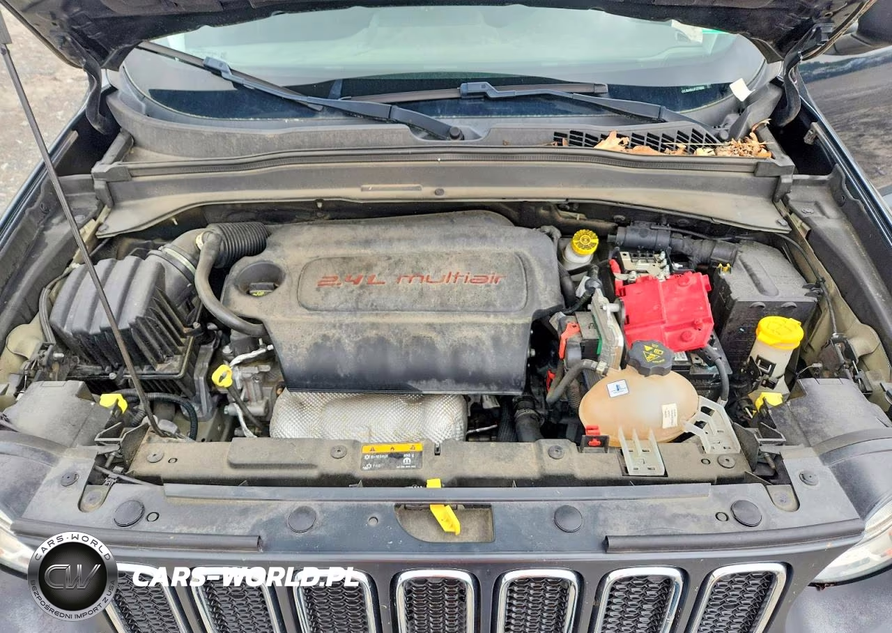 2018 Jeep Renegade Sport VIN:ZACCJBAB4JPJ31950 - 12