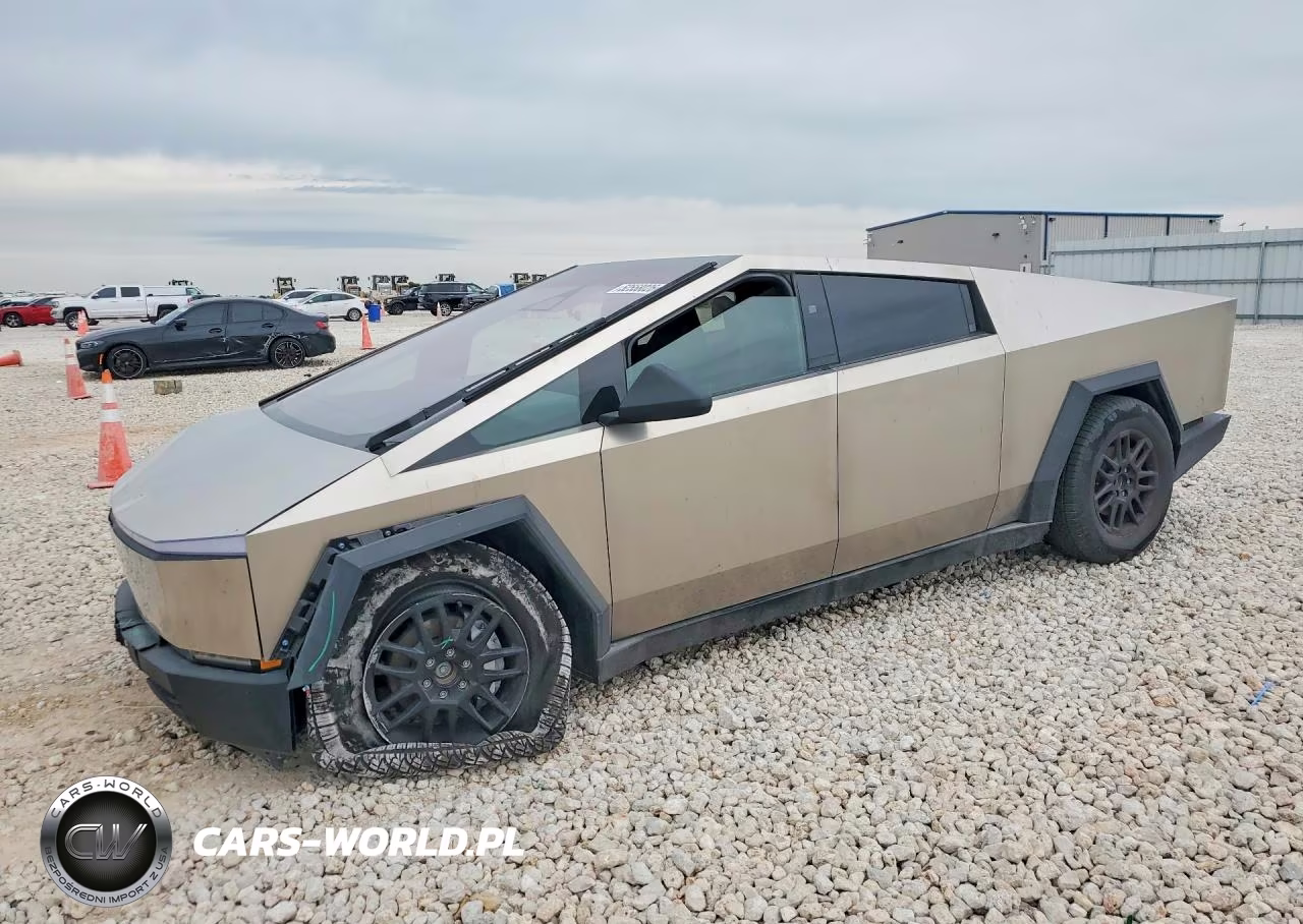 2025 Tesla Cybertruck