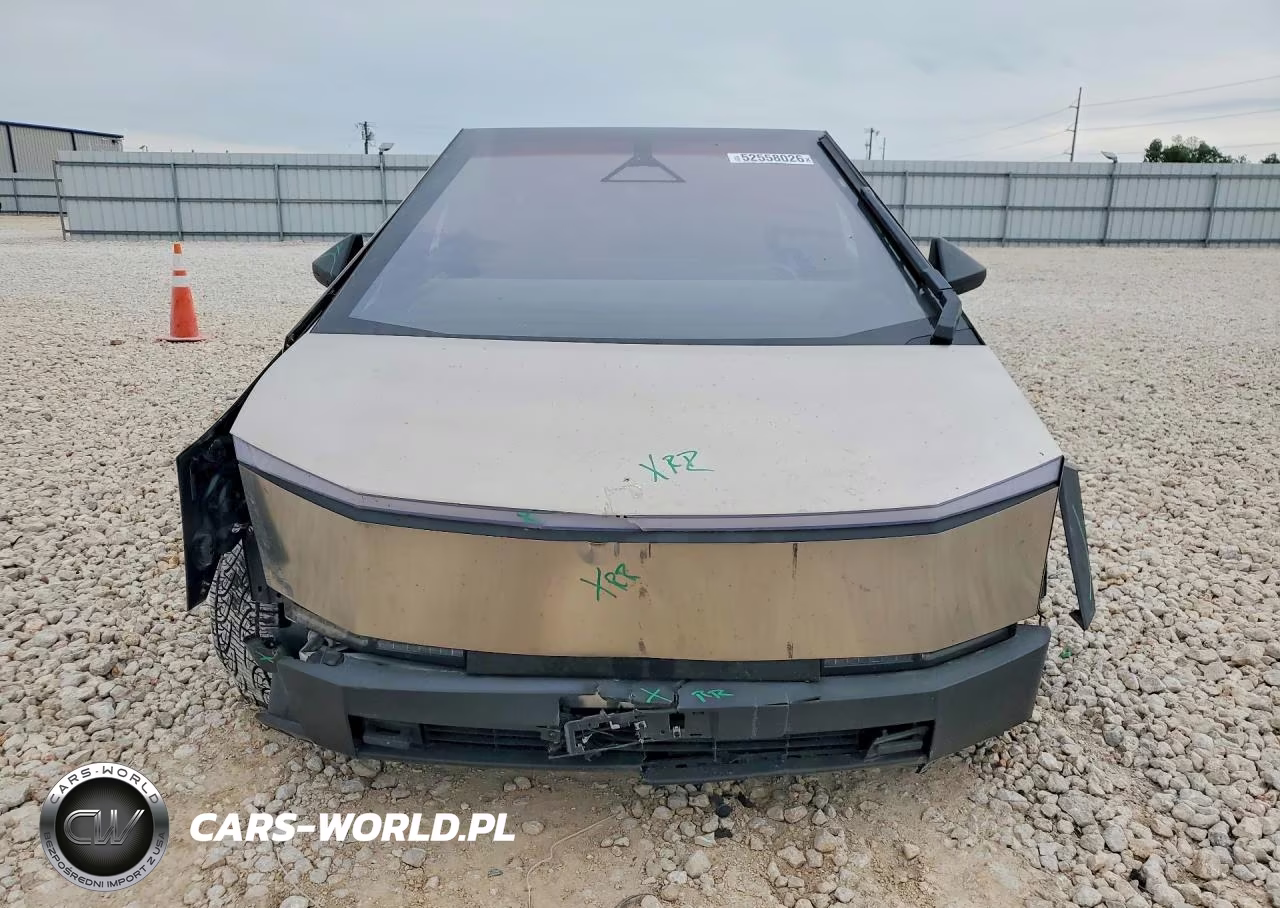 2025 Tesla Cybertruck VIN:7G2CEHED3SA081373 - 5