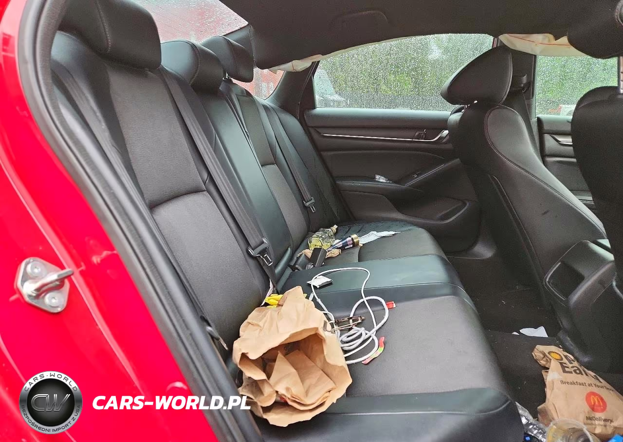 2018 Honda Accord Sport VIN:1HGCV1F33JA031603 - 10