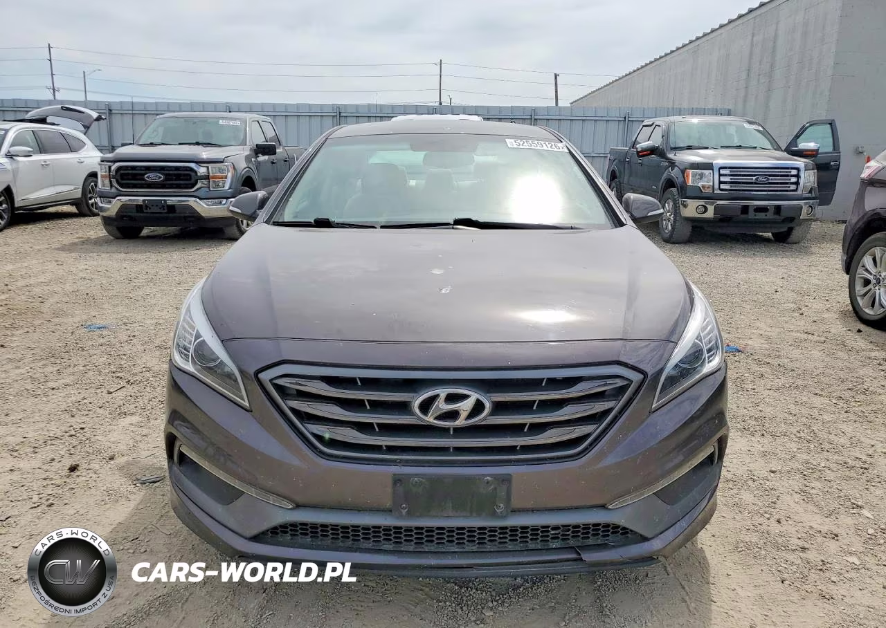 2017 Hyundai Sonata Sport VIN:5NPE34AF9HH535172 - 5