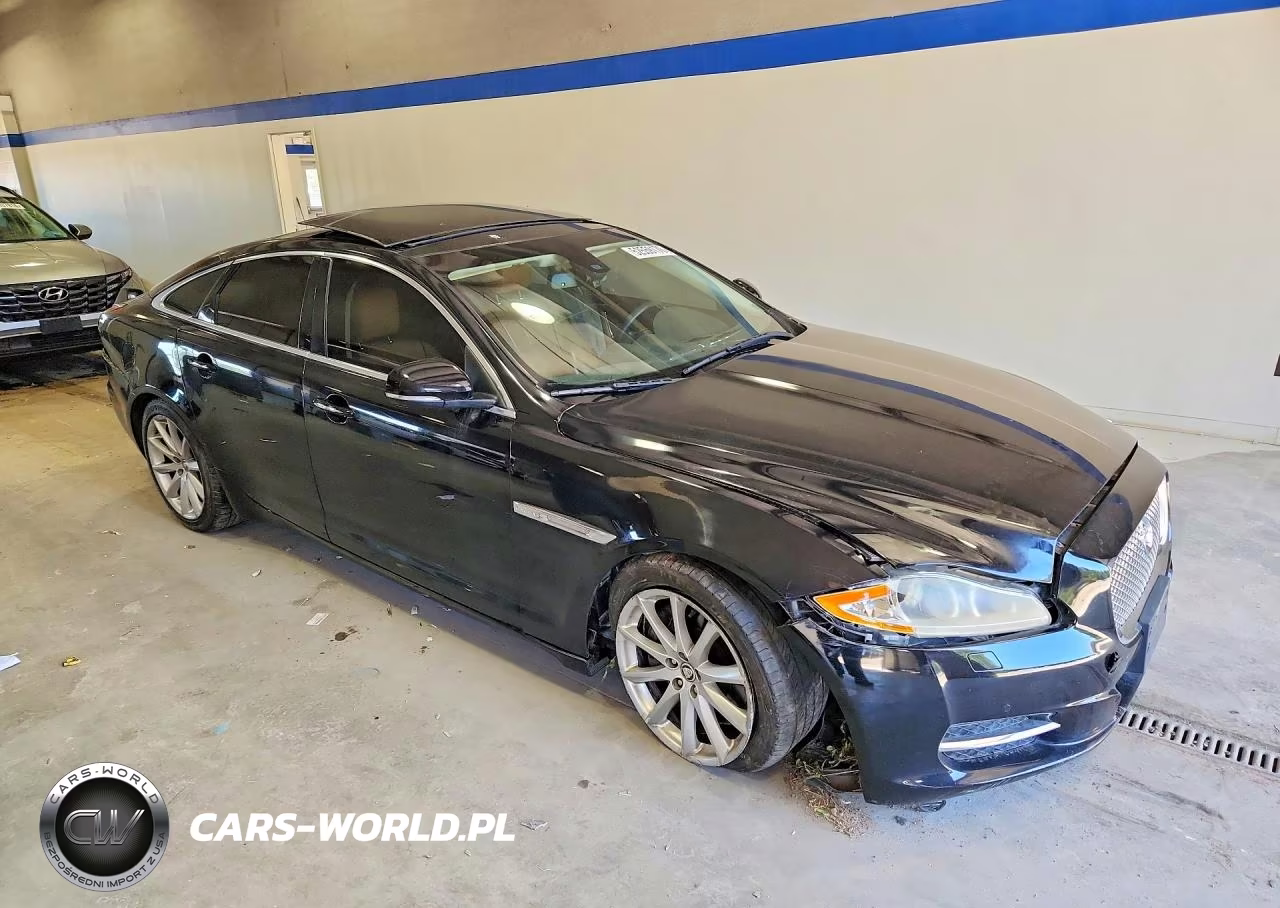 2011 Jaguar Xj VIN:SAJWA1CBXBLV08442 - 4