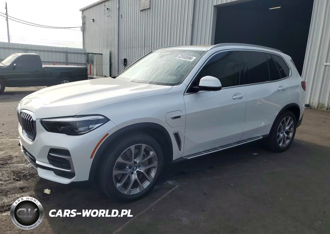 2022 BMW X5 xDrive45E