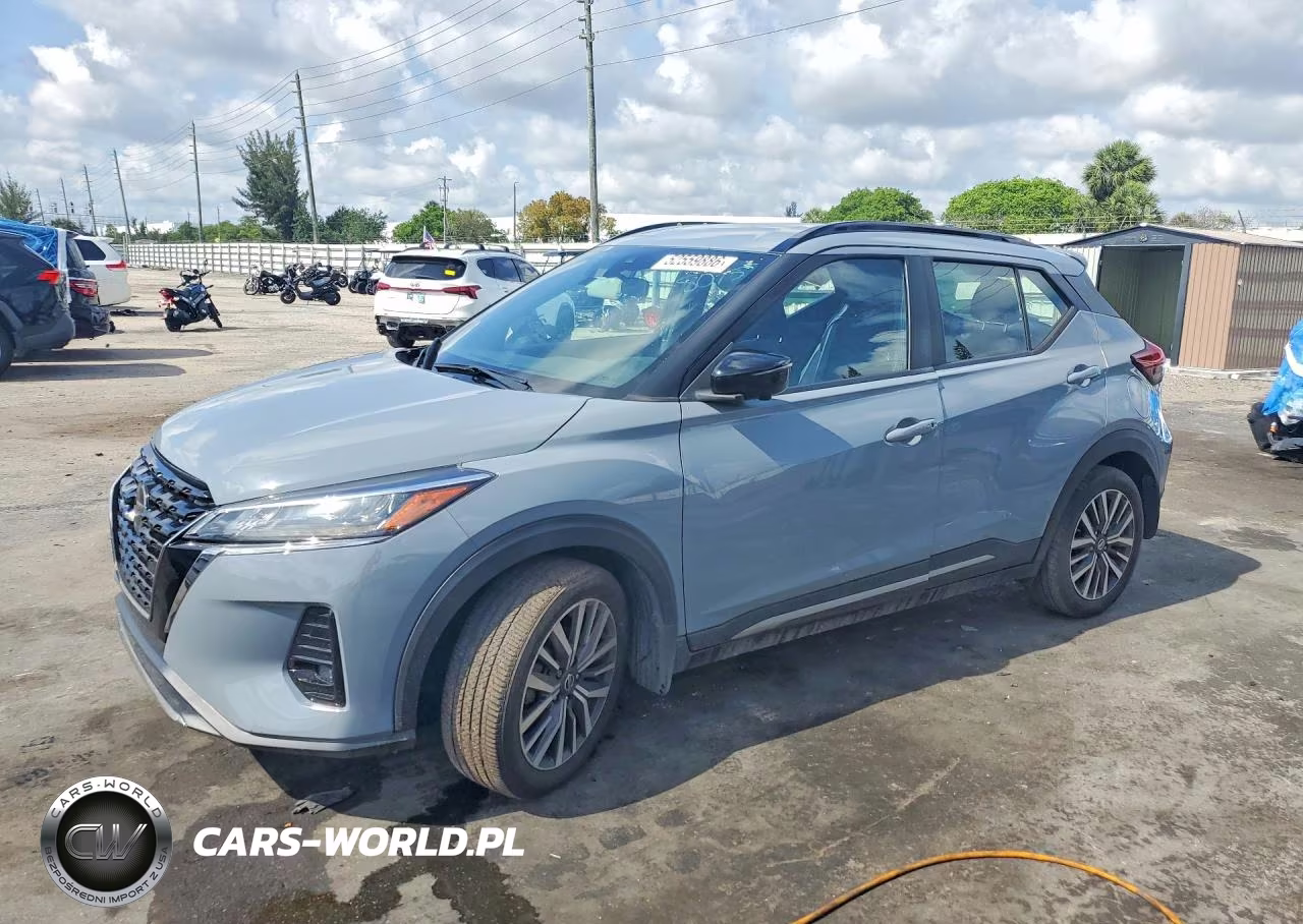 2021 Nissan Kicks Sr – zdjęcie 1 z 12