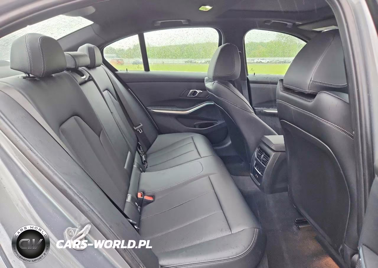 2024 BMW 330Xi VIN:3MW89FF03R8E01335 - 10