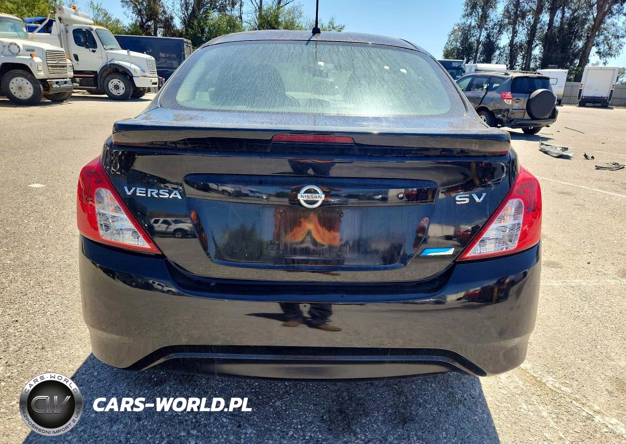 2015 Nissan Versa VIN:3N1CN7AP9FL943358 - 6