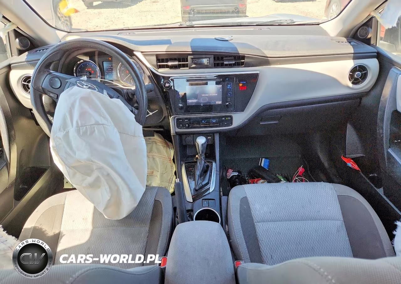 2019 Toyota Corolla Le VIN:2T1BURHE2KC173738 - 8