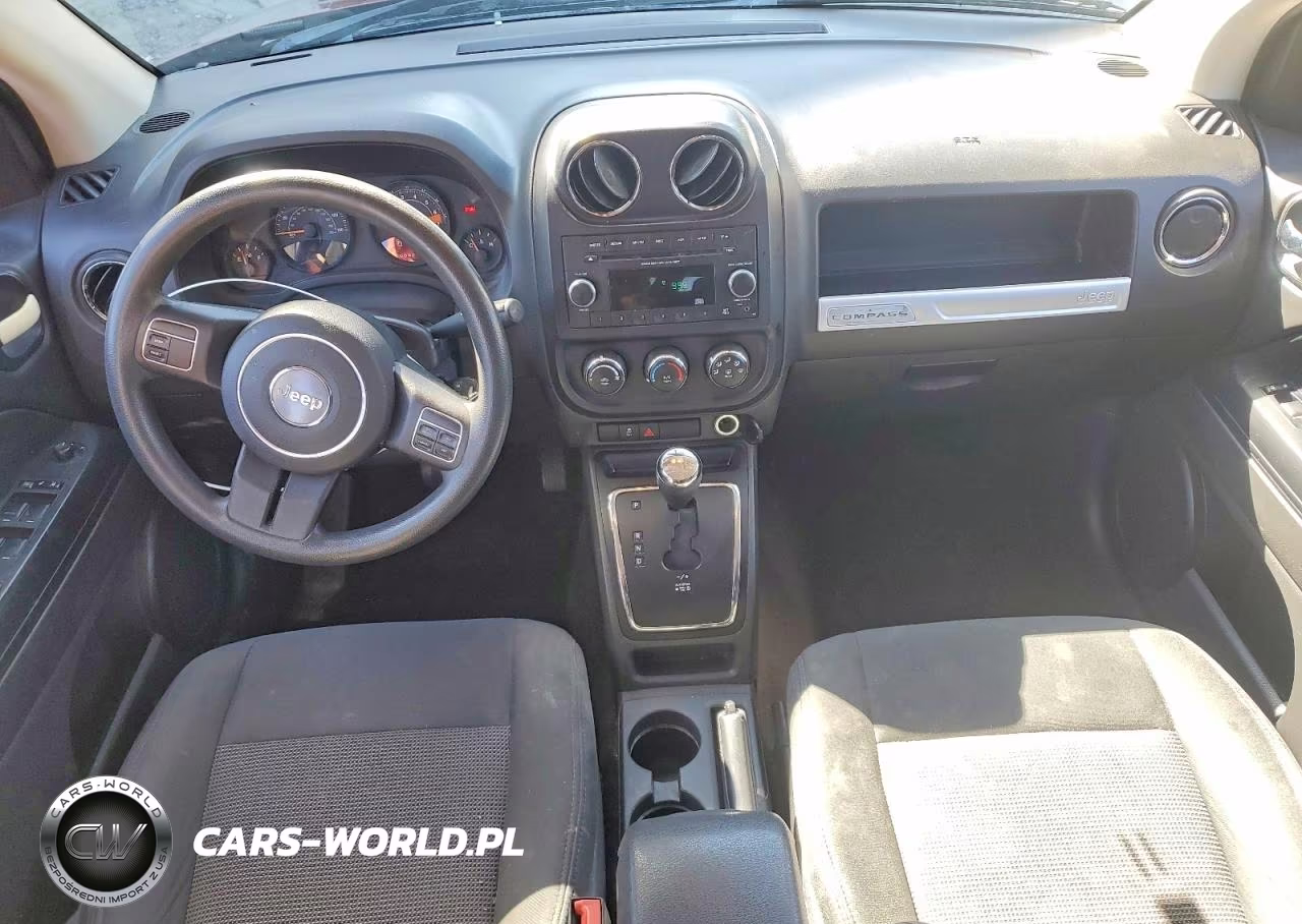 2014 Jeep Compass Sport VIN:1C4NJDBB8ED569641 - 8