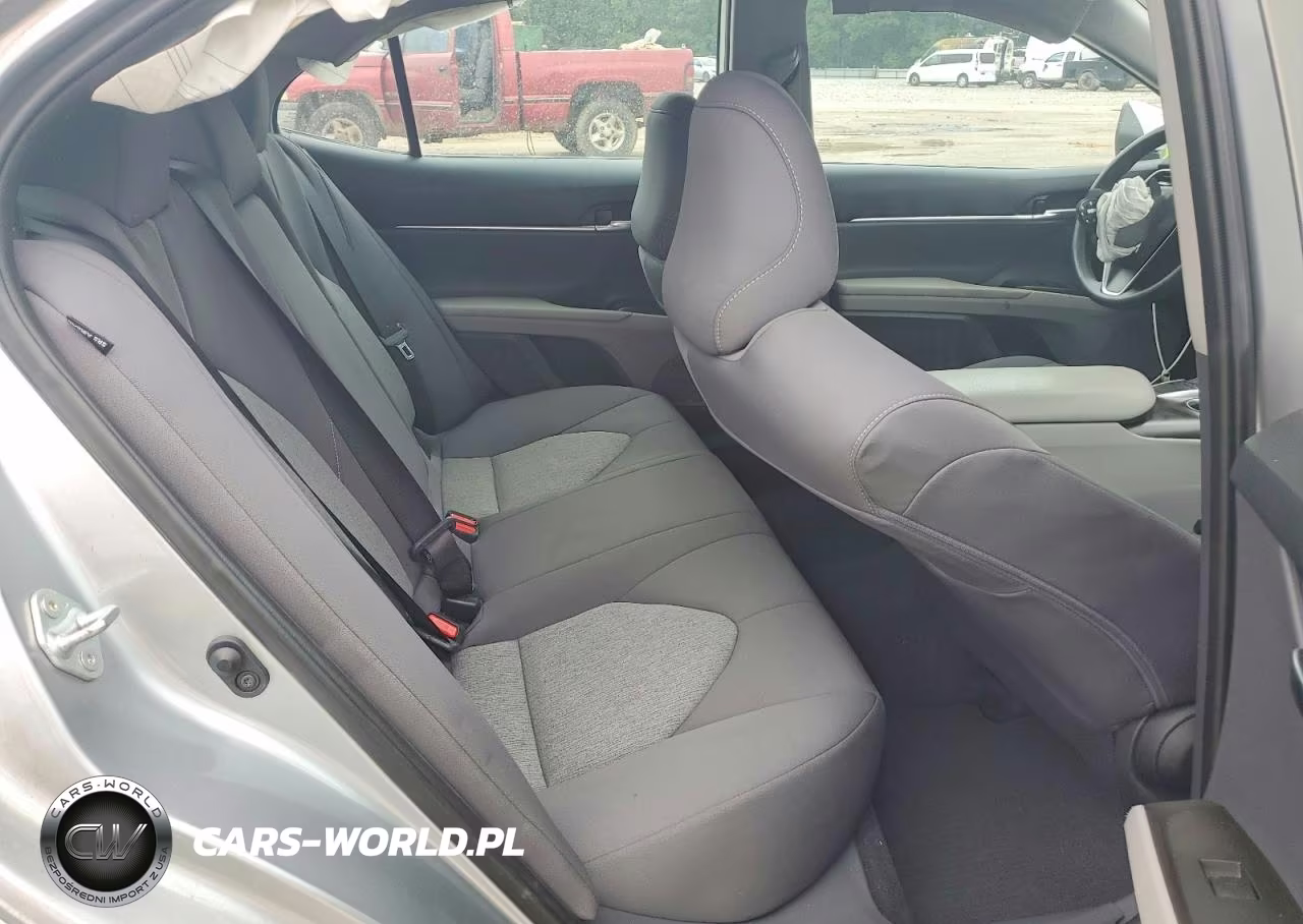 2022 Toyota Camry Le VIN:4T1C11AK1NU628211 - 10