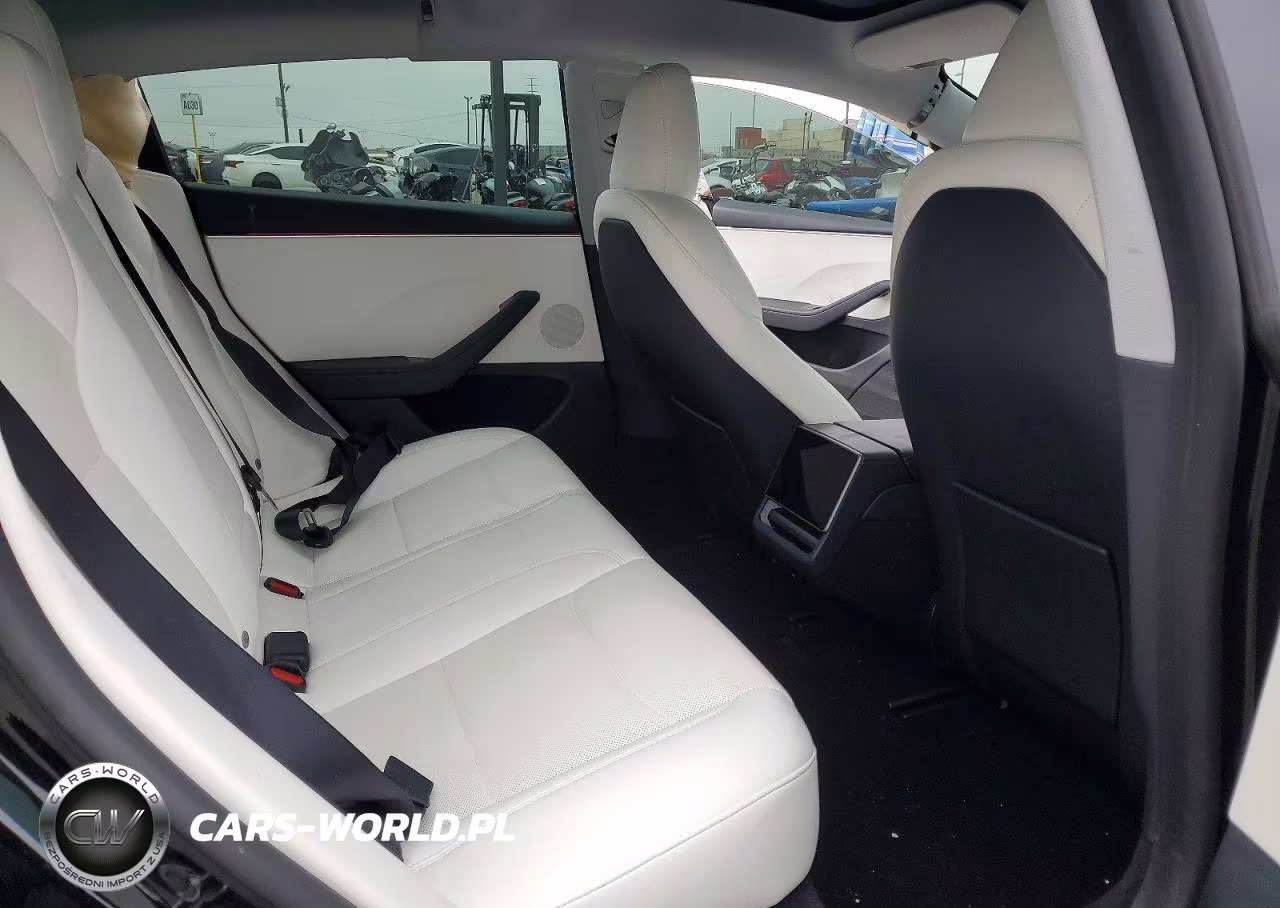 2024 Tesla Model 3 VIN:5YJ3E1EA5RF829909 - 10