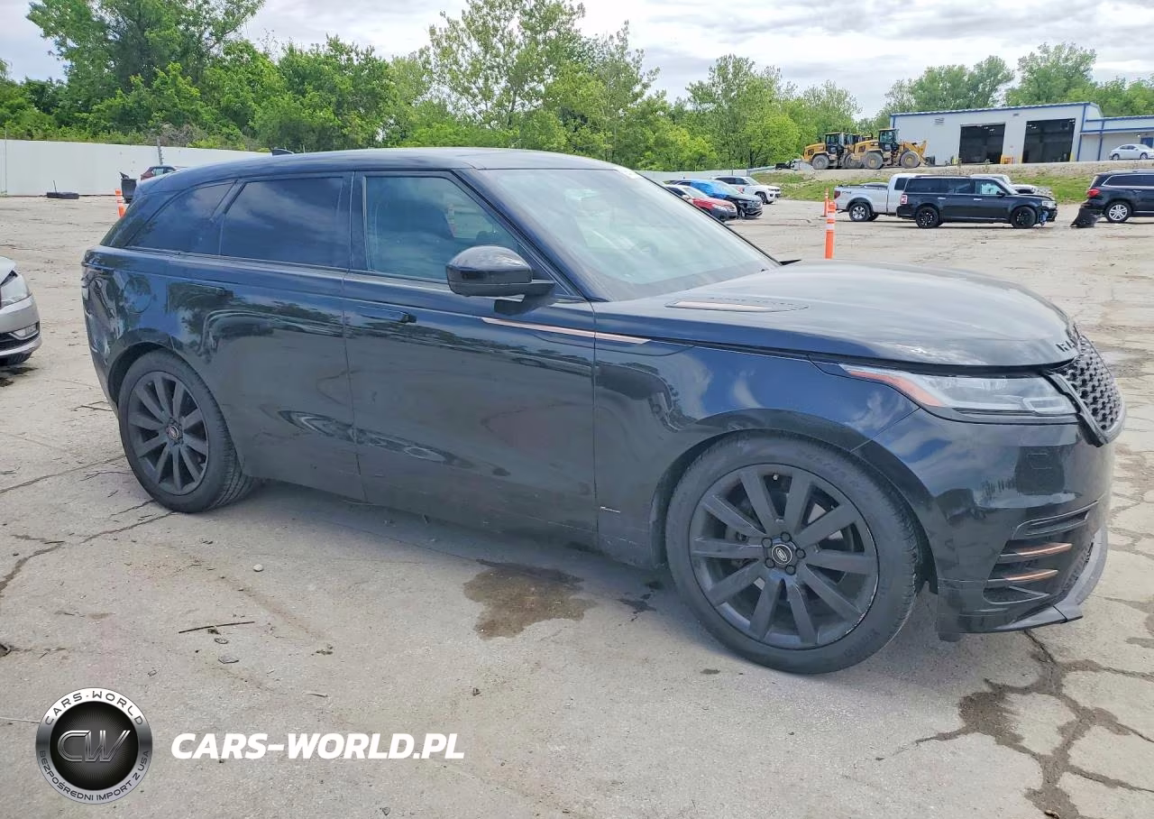 2020 Land Rover Range Rover Velar R-Dynamic S VIN:SALYK2FV9LA292864 - 4
