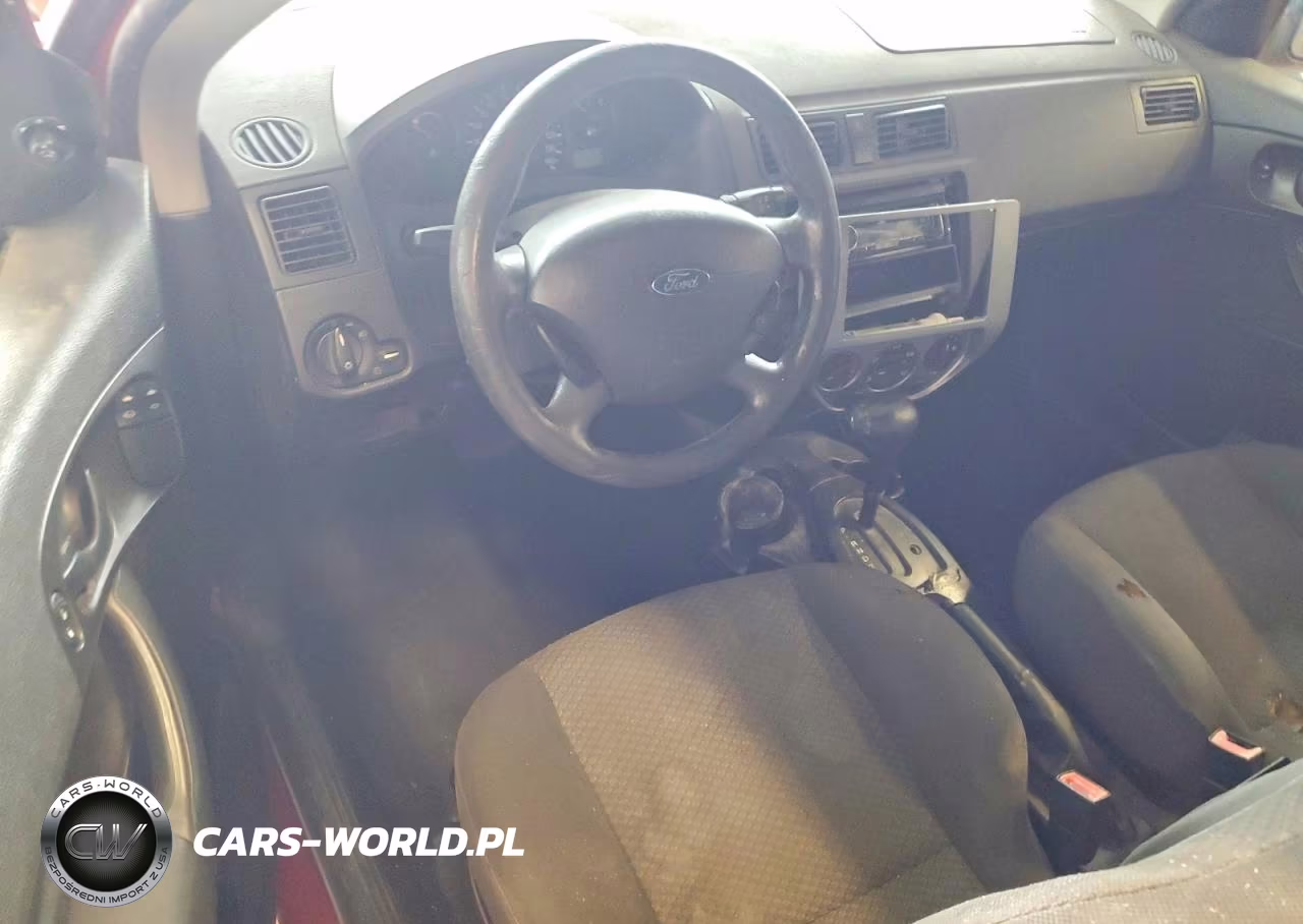 2005 Ford Focus Zx3 VIN:3FAFP31N55R155304 - 8