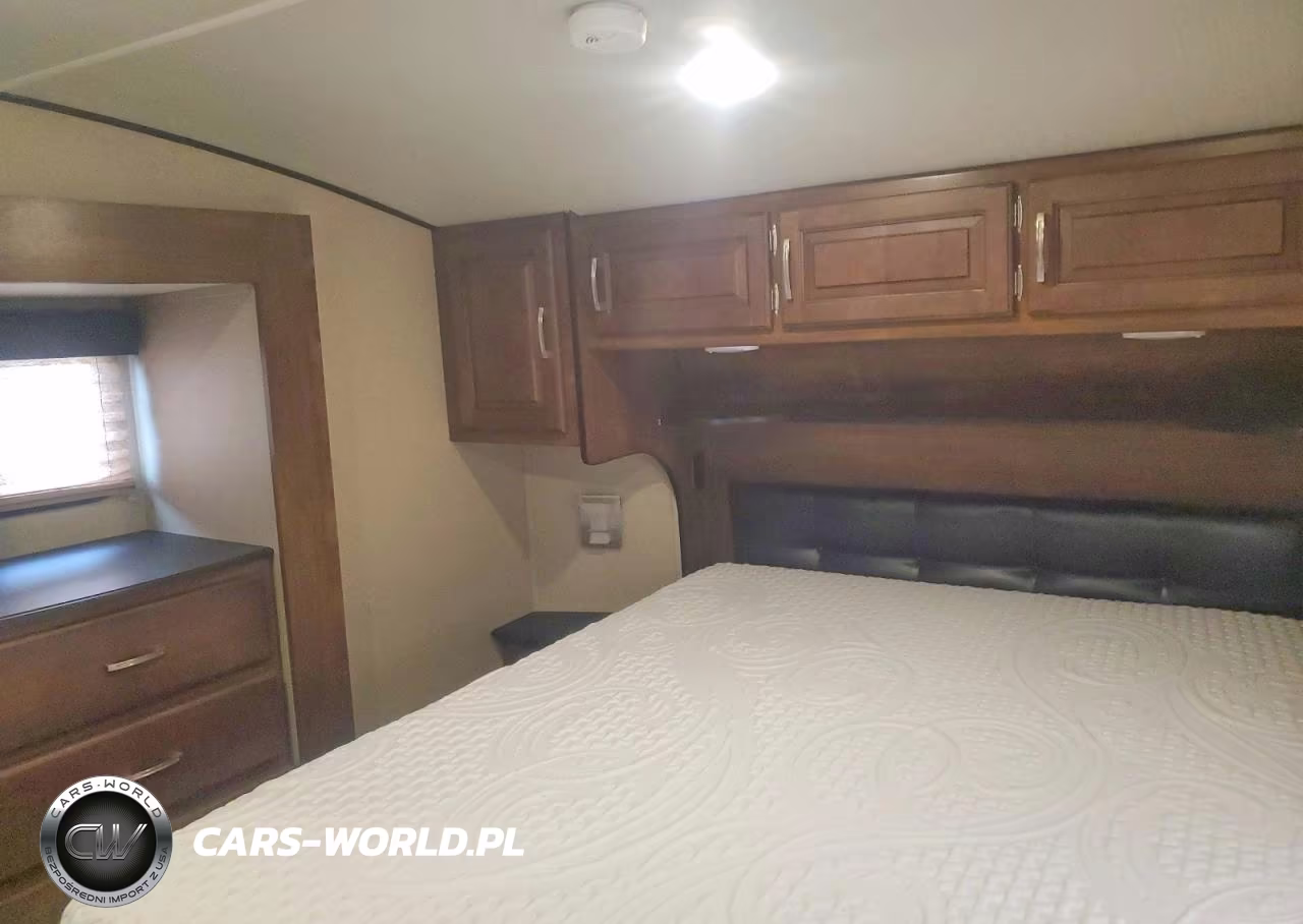 2018 Grand Design Reflection Camper VIN:573FR3326J3317353 - 5