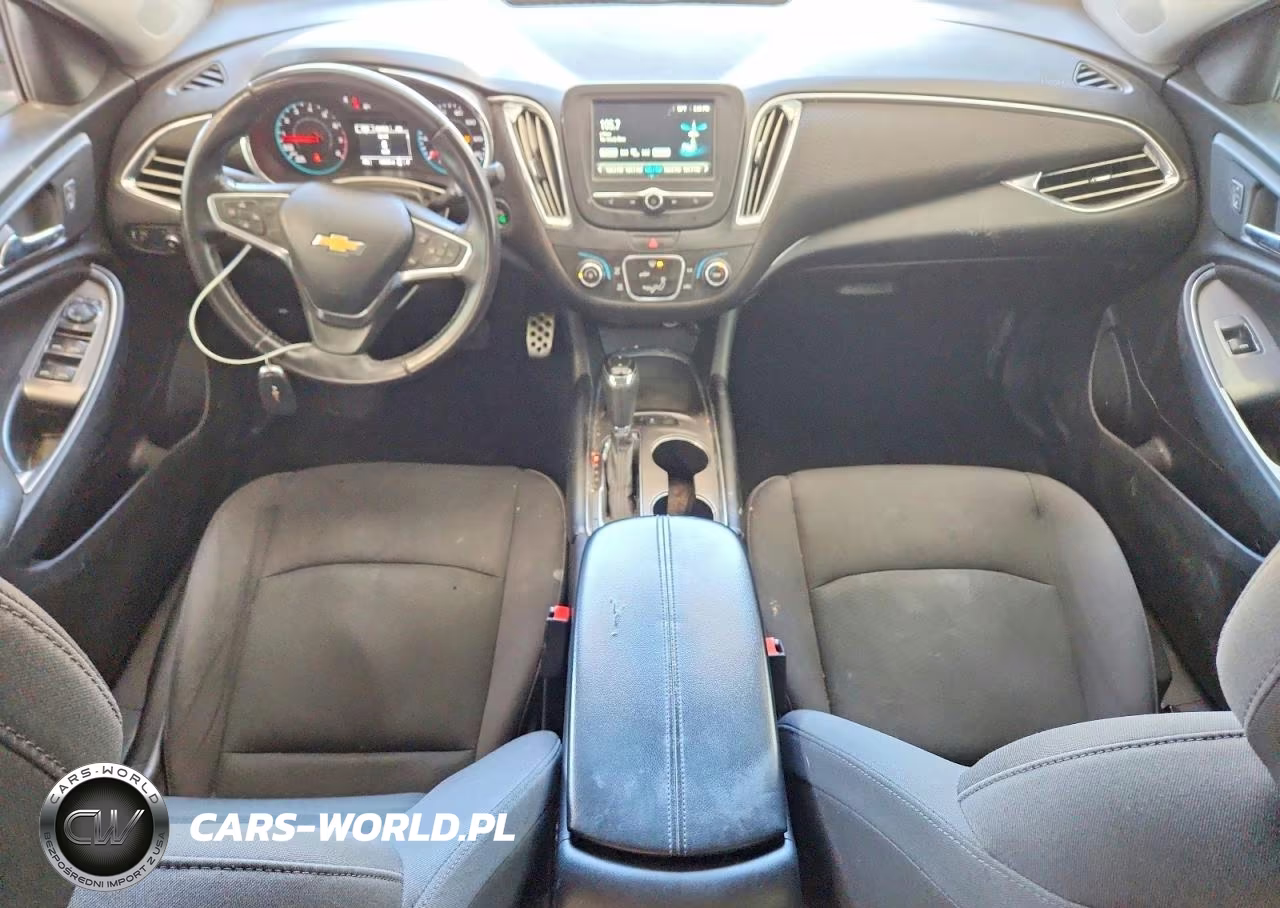 2017 Chevrolet Malibu Lt VIN:1G1ZE5ST2HF199812 - 8